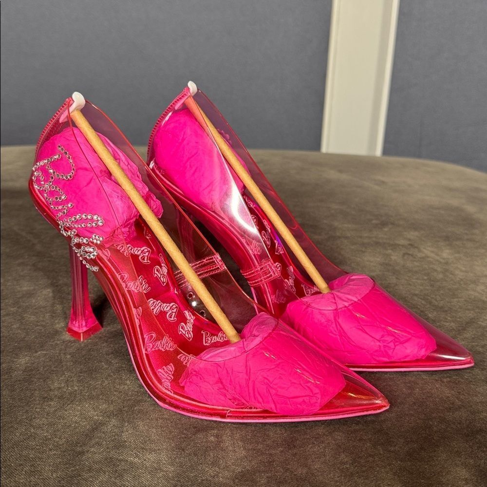 Barbie x ALDO Barbiestessy Collection Pink Translucent Pointed Toe Pumps 7.5 NEW - Picture 5 of 15